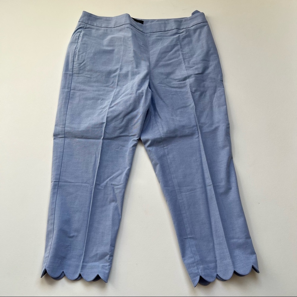 Talbots NWT Scalloped Hem Cropped Pant Blue Lightweight Size 4 Petite
